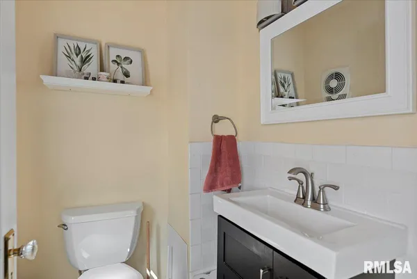 $199,900 | 624 West Vine Street, Springfield, IL 62704