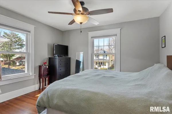 $199,900 | 624 West Vine Street, Springfield, IL 62704