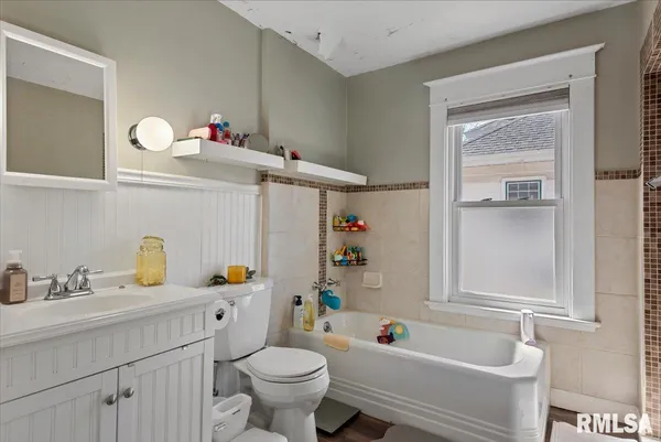 $199,900 | 624 West Vine Street, Springfield, IL 62704