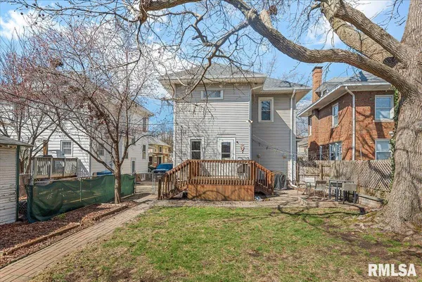 $199,900 | 624 West Vine Street, Springfield, IL 62704