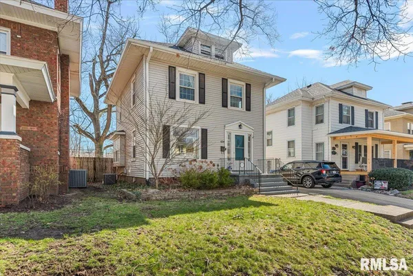 $199,900 | 624 West Vine Street, Springfield, IL 62704