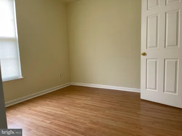 $2,990 | 21054 Cornerpost Square, Ashburn, VA 20147