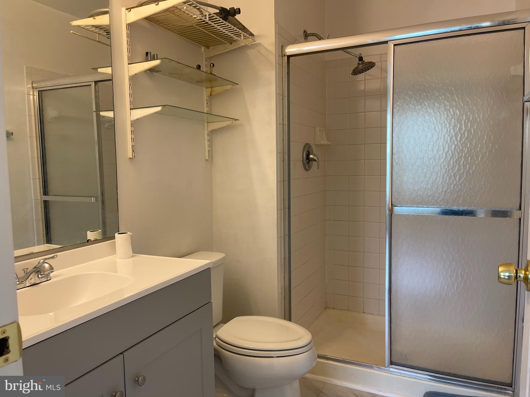 21054 Cornerpost Square Ashburn, VA 20147 - Photo 18 of 27