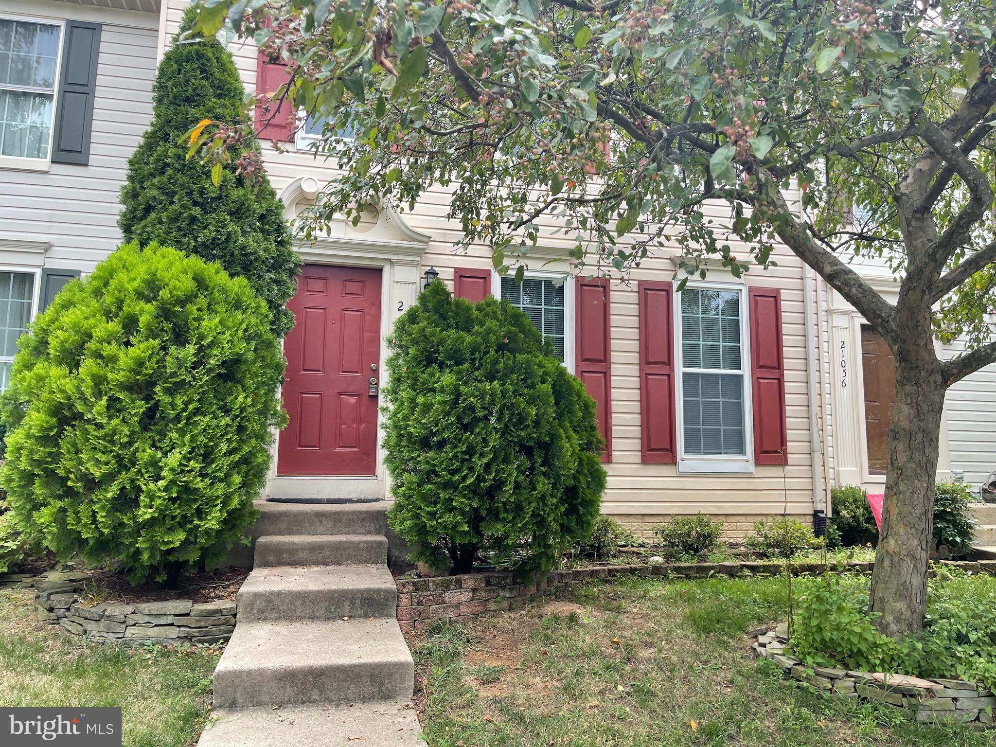 21054 Cornerpost Square Ashburn, VA 20147 - Photo 2 of 27