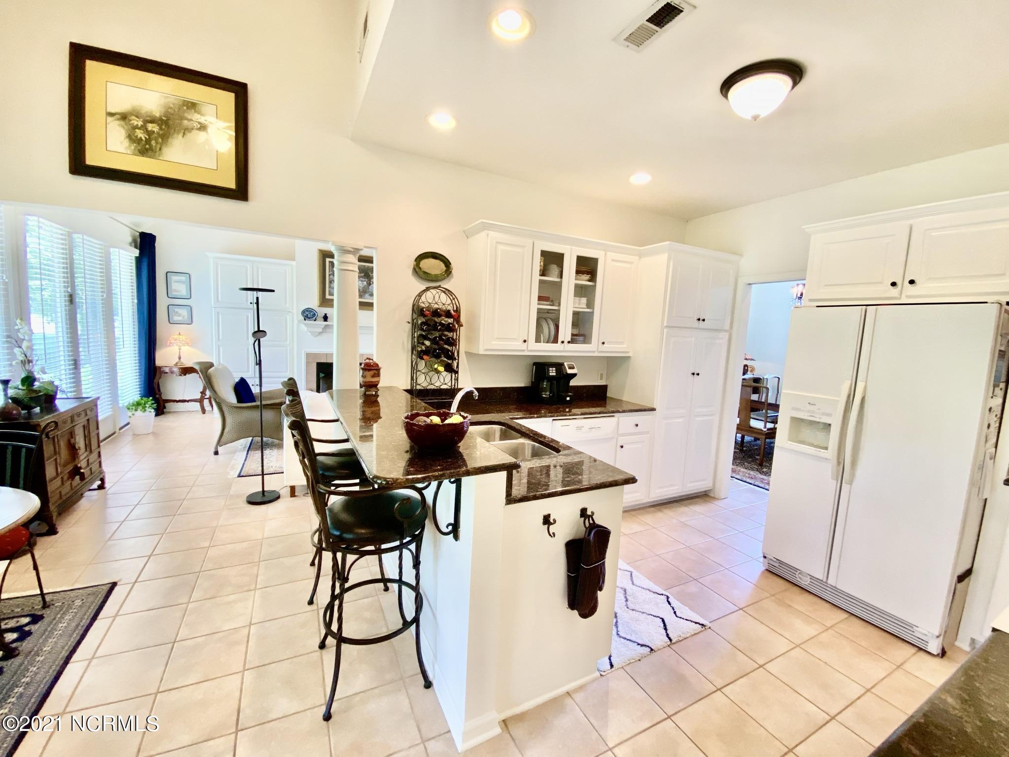 152 Rice Mill Circle Sunset Beach, NC 28468 - Photo 9 of 58 41E766B9-D6DD-44B9-A4CF-B43BC33629AD