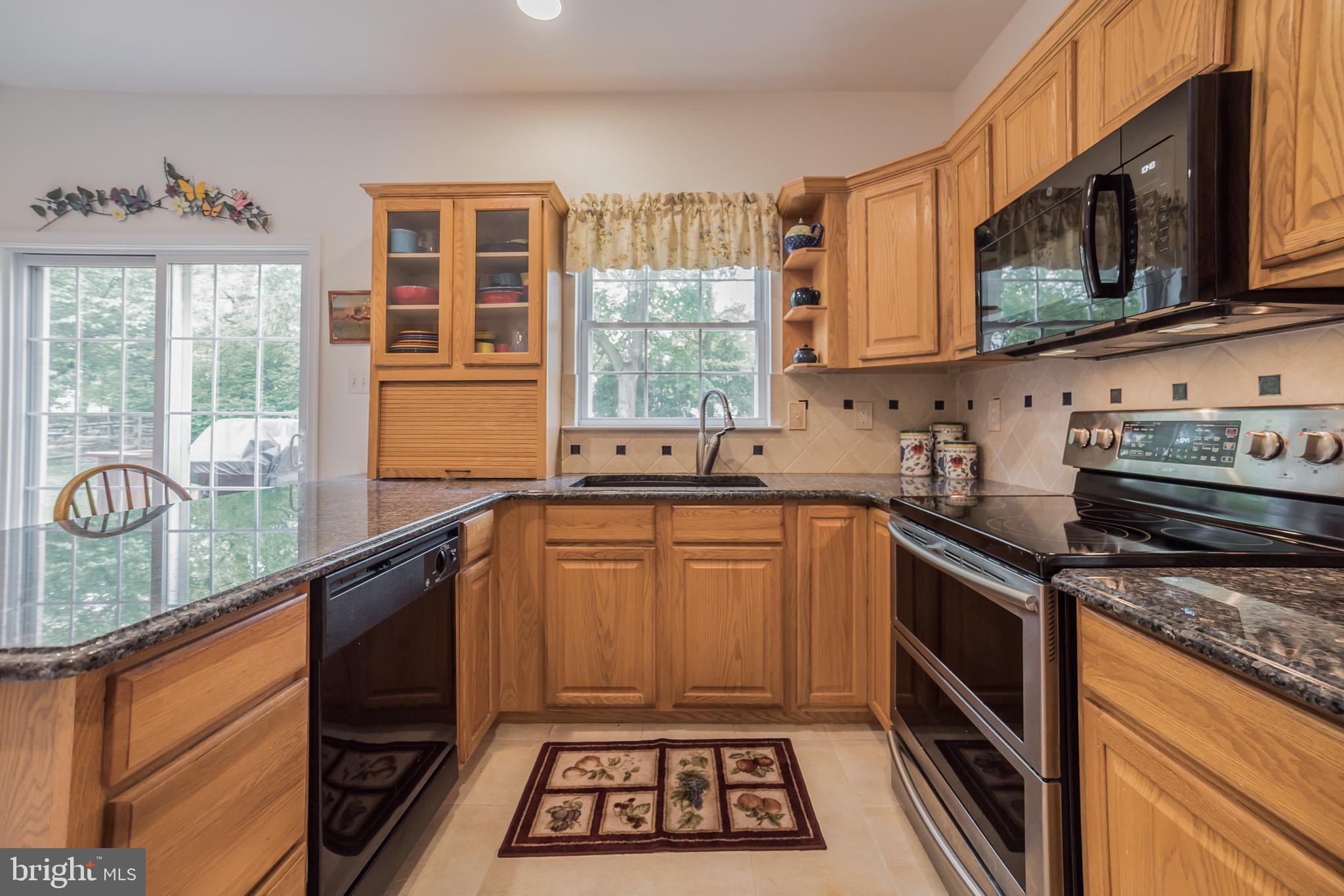 86 North Hawthorne Road Coatesville, PA 19320 - Photo 10 of 30 Kitchen