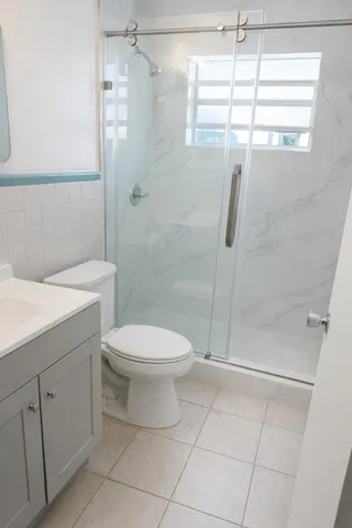 $2,000 | 1017 Southeast 3rd Street, Unit 3, Deerfield Beach, FL 33441