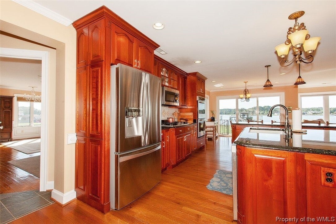 106 Chismans Point Road Seaford, VA 23696 - Photo 13 of 50 Gallery Image 13