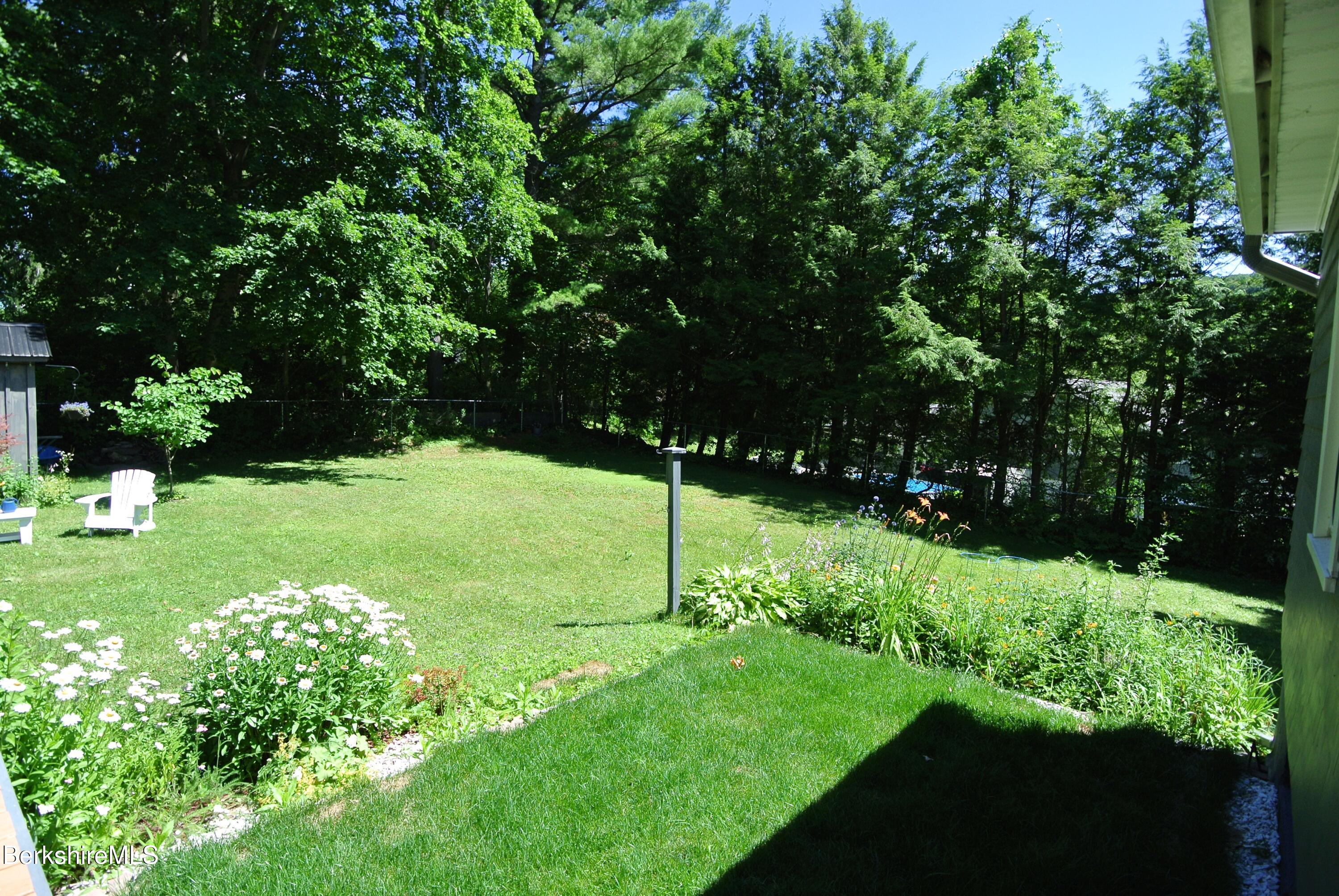 7 Aberdeen Road Pittsfield, MA 01201 - Photo 21 of 28 Sodded garden plot