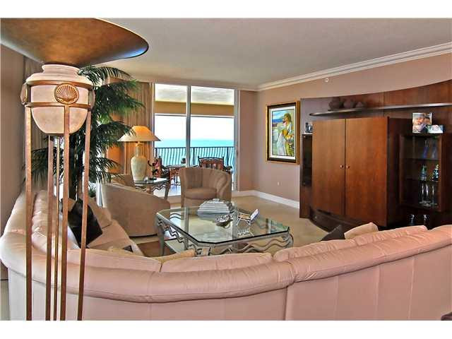 100 South Birch Road, Unit 1602 Fort Lauderdale, FL 33316 - Photo 5 of 13 Living Room