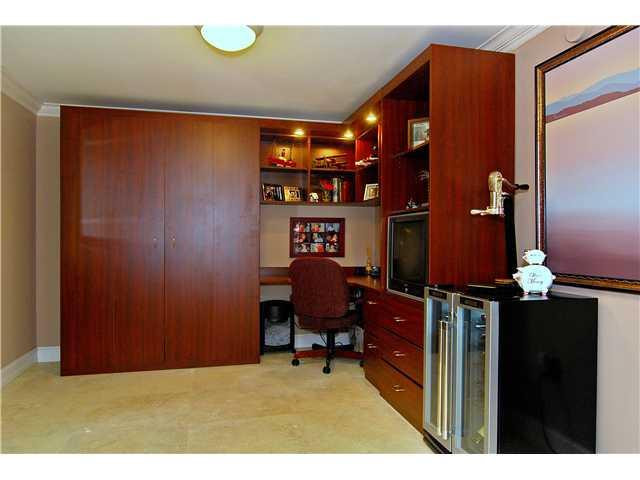 100 South Birch Road, Unit 1602 Fort Lauderdale, FL 33316 - Photo 9 of 13 Den/Family/Great Room