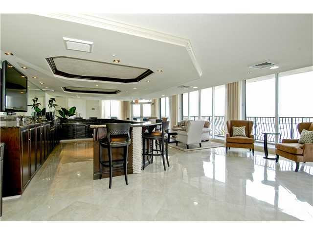 100 South Birch Road, Unit 1602 Fort Lauderdale, FL 33316 - Photo 10 of 13 Clubhouse