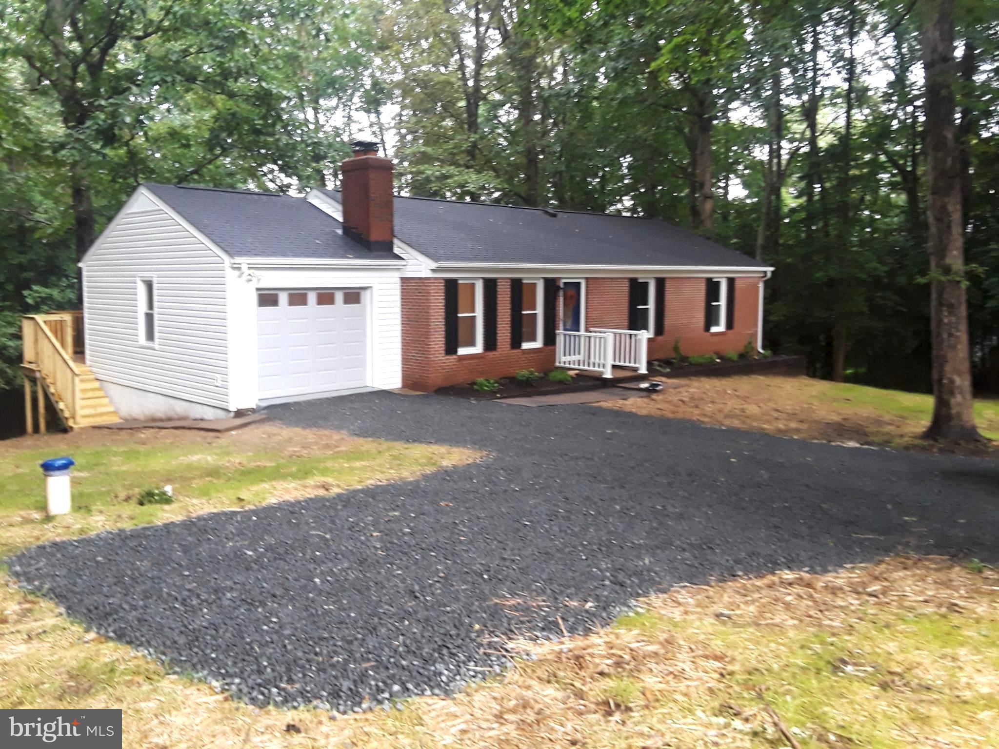 13840 Union Church Road Sumerduck, VA 22742 - Photo 1 of 30 Exterior (General) Brick and new vinyl siding