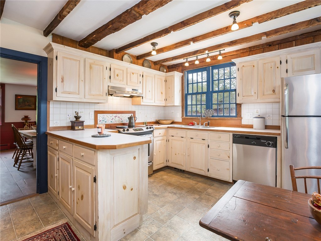 36 A Johnson Road Foster, RI 02825 - Photo 9 of 24 Kitchen