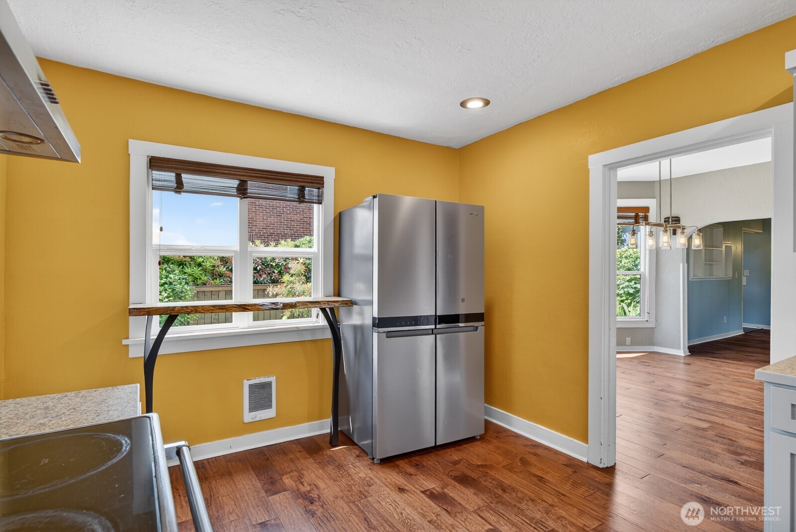 1825 Rucker Avenue Everett, WA 98201 - Photo 16 of 40