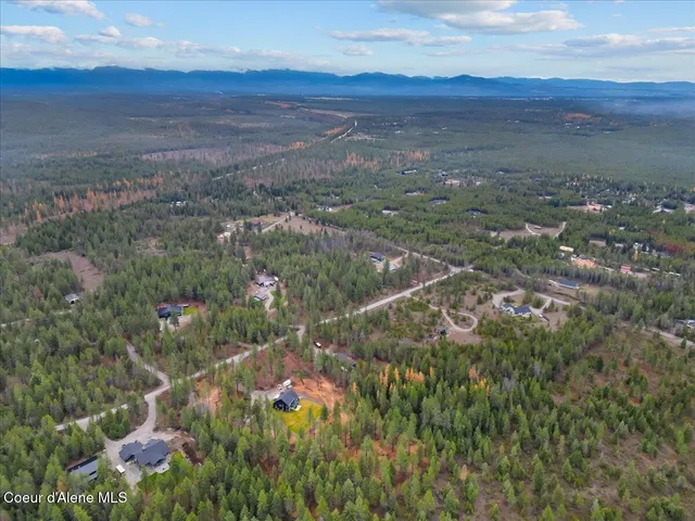 $699,000 | 172 Wyatt Lane, Spirit Lake, ID 83869