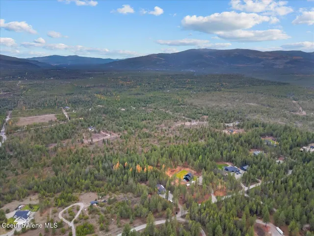 $699,000 | 172 Wyatt Lane, Spirit Lake, ID 83869