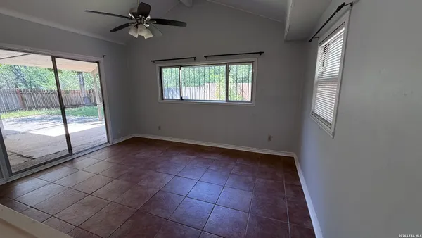 $1,800 | 9039 Wellesley Manor Drive, San Antonio, TX 78240