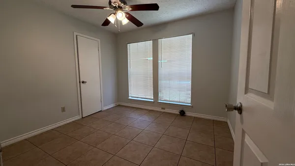 $1,800 | 9039 Wellesley Manor Drive, San Antonio, TX 78240