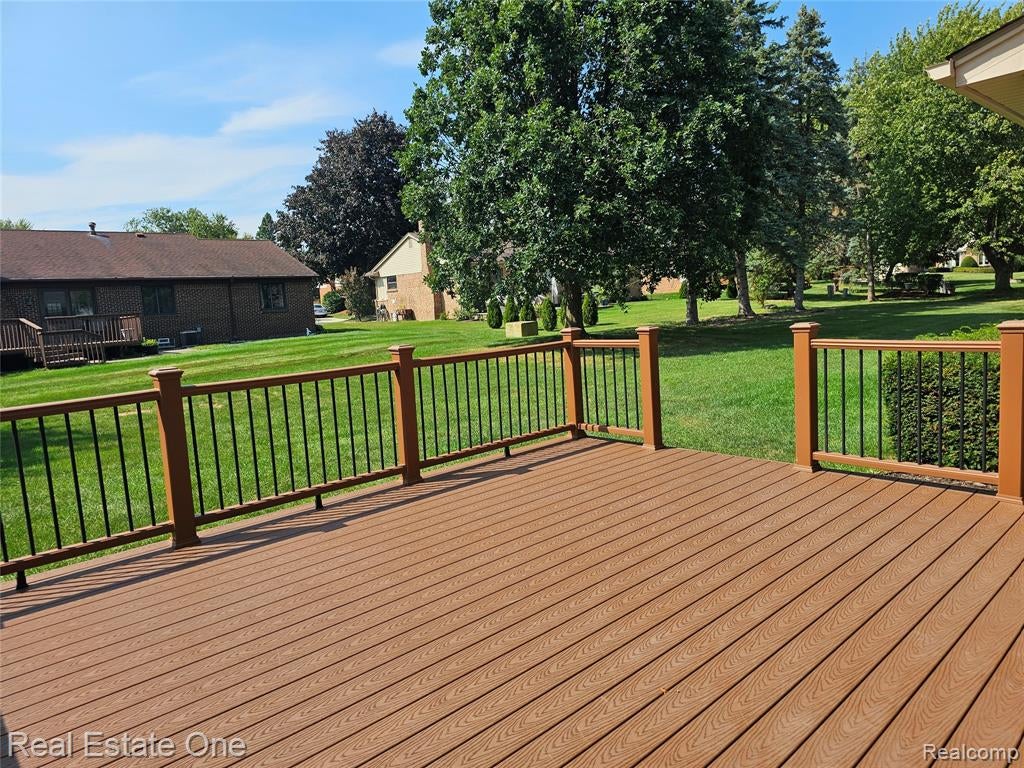 2070 Winchester Road Rochester Hills, MI 48307 - Photo 25 of 26 Gallery Image 25