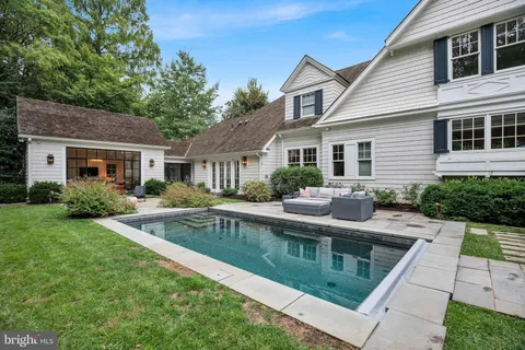 $4,495,000 | 5904 Bradley Boulevard, Bethesda, MD 20814