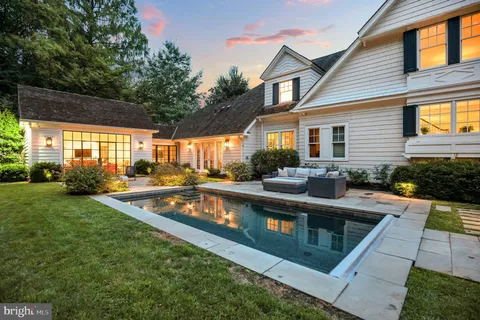 $4,495,000 | 5904 Bradley Boulevard, Bethesda, MD 20814