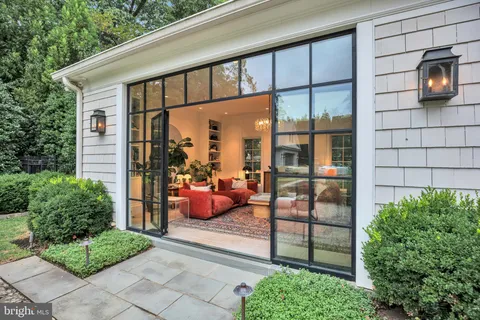 $4,495,000 | 5904 Bradley Boulevard, Bethesda, MD 20814