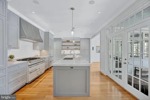 $4,495,000 | 5904 Bradley Boulevard, Bethesda, MD 20814