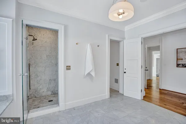 $4,495,000 | 5904 Bradley Boulevard, Bethesda, MD 20814