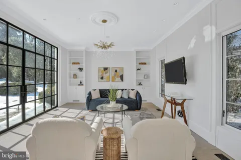 $4,495,000 | 5904 Bradley Boulevard, Bethesda, MD 20814