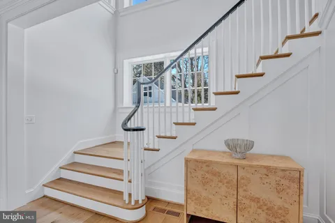 $4,495,000 | 5904 Bradley Boulevard, Bethesda, MD 20814