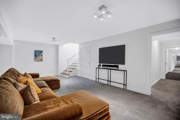 $4,495,000 | 5904 Bradley Boulevard, Bethesda, MD 20814