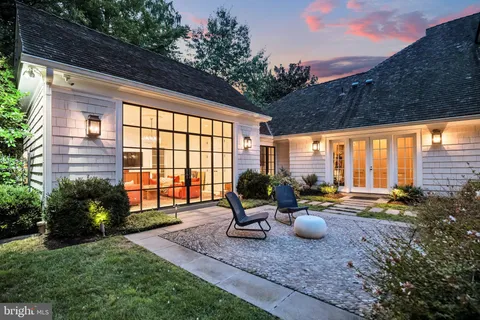 $4,495,000 | 5904 Bradley Boulevard, Bethesda, MD 20814