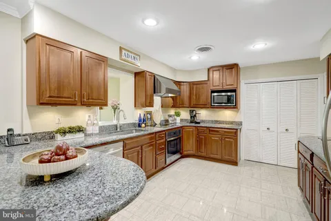 $1,465,000 | 1812 Birch Road, McLean, VA 22101