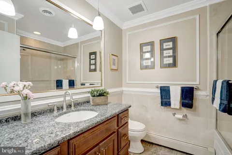 $1,465,000 | 1812 A Birch Road, McLean, VA 22101