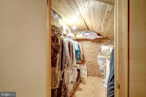 $1,465,000 | 1812 Birch Road, McLean, VA 22101