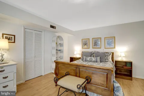 $1,465,000 | 1812 Birch Road, McLean, VA 22101