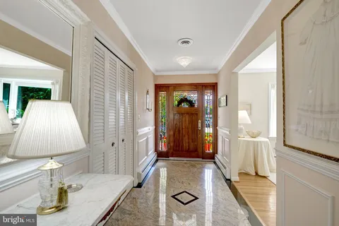 $1,465,000 | 1812 Birch Road, McLean, VA 22101