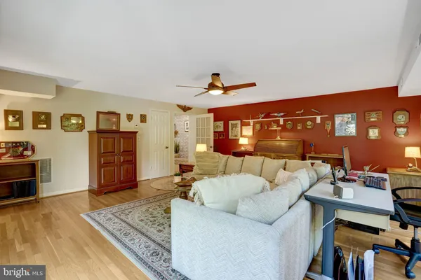 $1,465,000 | 1812 Birch Road, McLean, VA 22101
