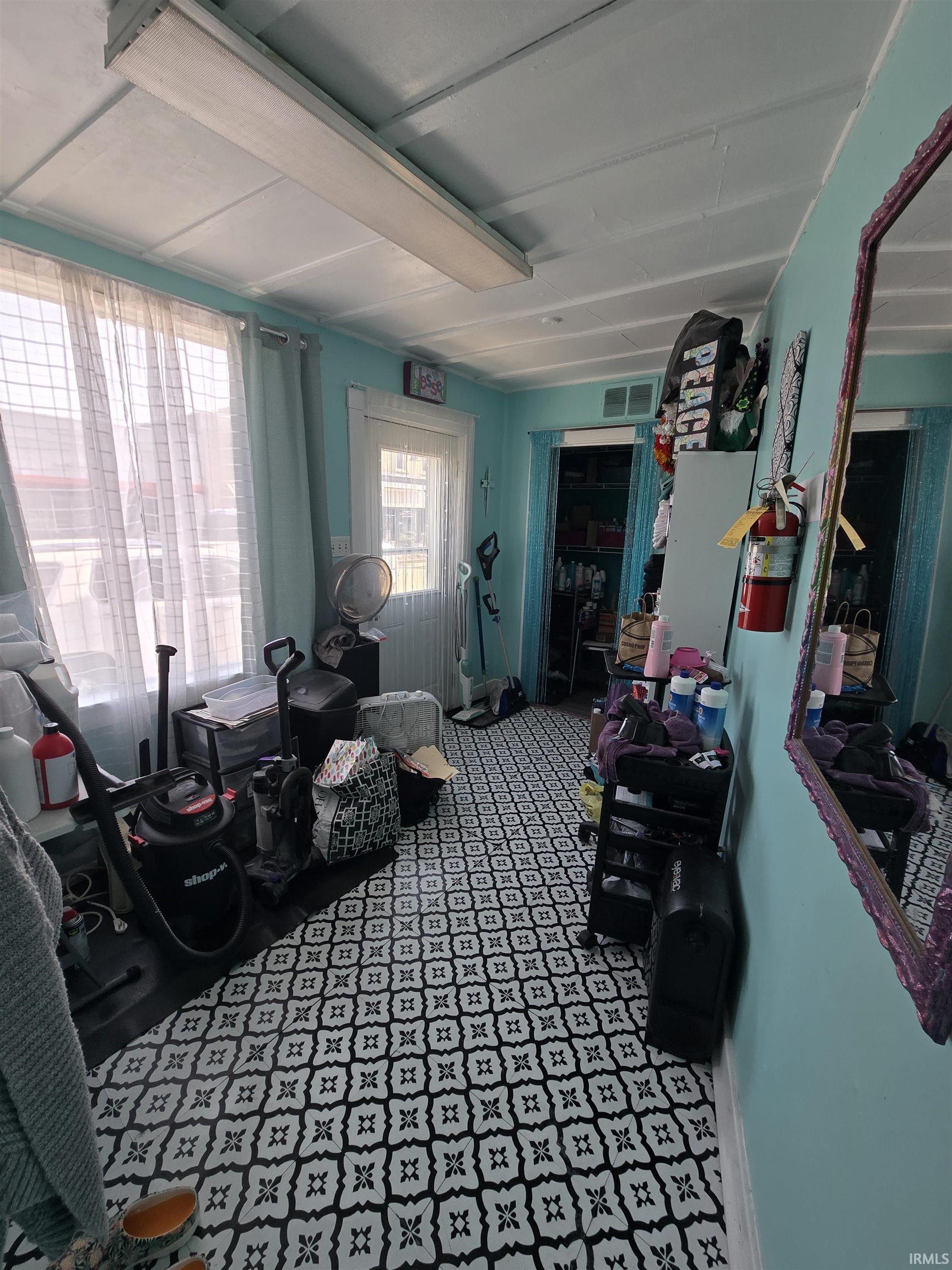 925 South Main Street Kokomo, IN 46901 - Photo 3 of 8