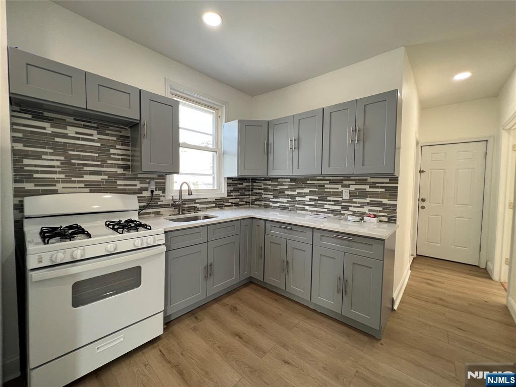 329 Centre Avenue Secaucus, NJ 07094 - Photo 15 of 23