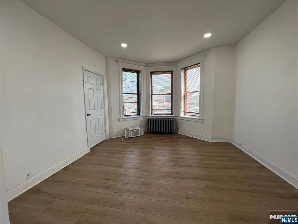 329 Centre Avenue Secaucus, NJ 07094 - Photo 16 of 23