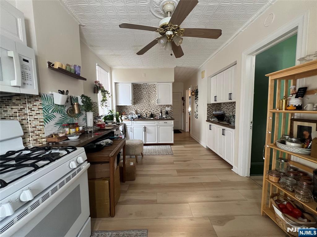 329 Centre Avenue Secaucus, NJ 07094 - Photo 8 of 23