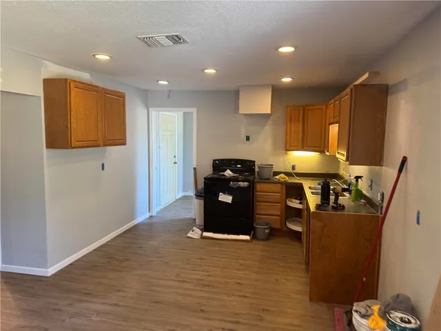 $1,500 | 107 Huckleberry Street, Rockport, TX 78382