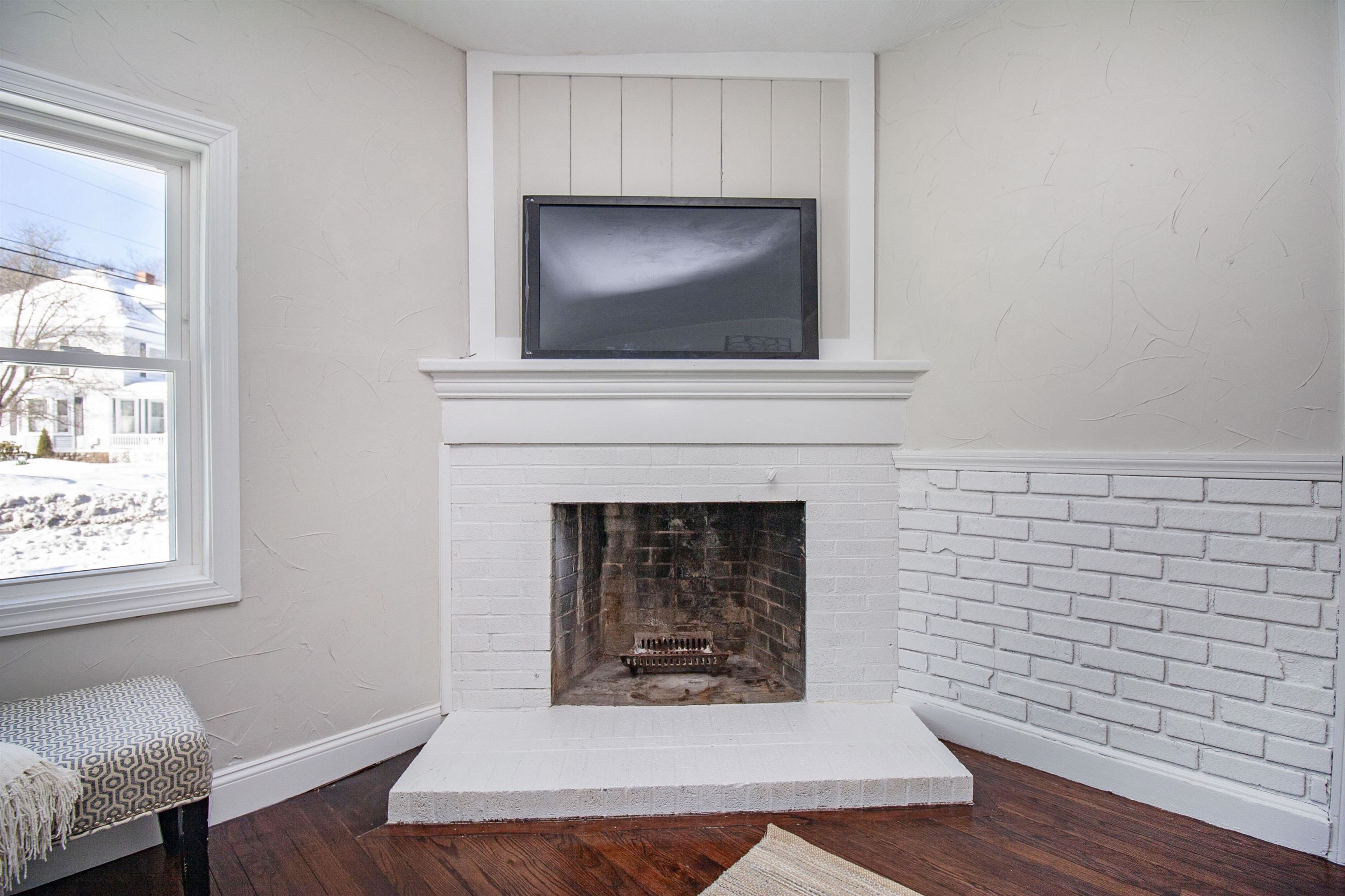 2 Sweet Hill Road Plaistow, NH 03865 - Photo 8 of 37 Gallery Image 8