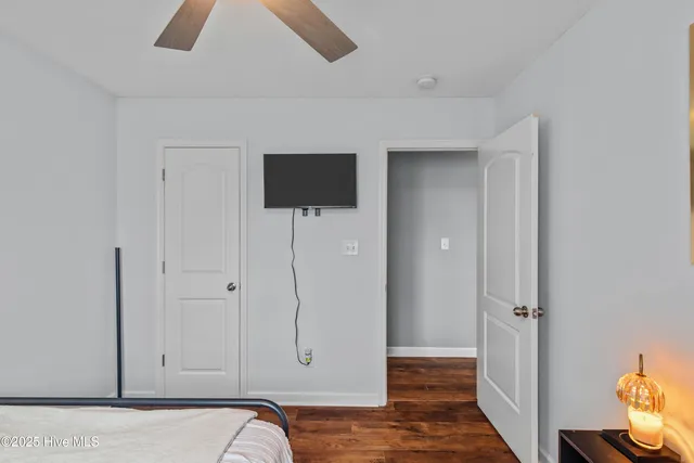 $249,900 | 610 Parsley Drive, Hubert, NC 28539