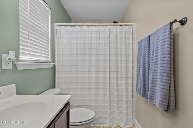 $249,900 | 610 Parsley Drive, Hubert, NC 28539