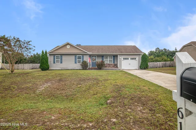 $249,900 | 610 Parsley Drive, Hubert, NC 28539