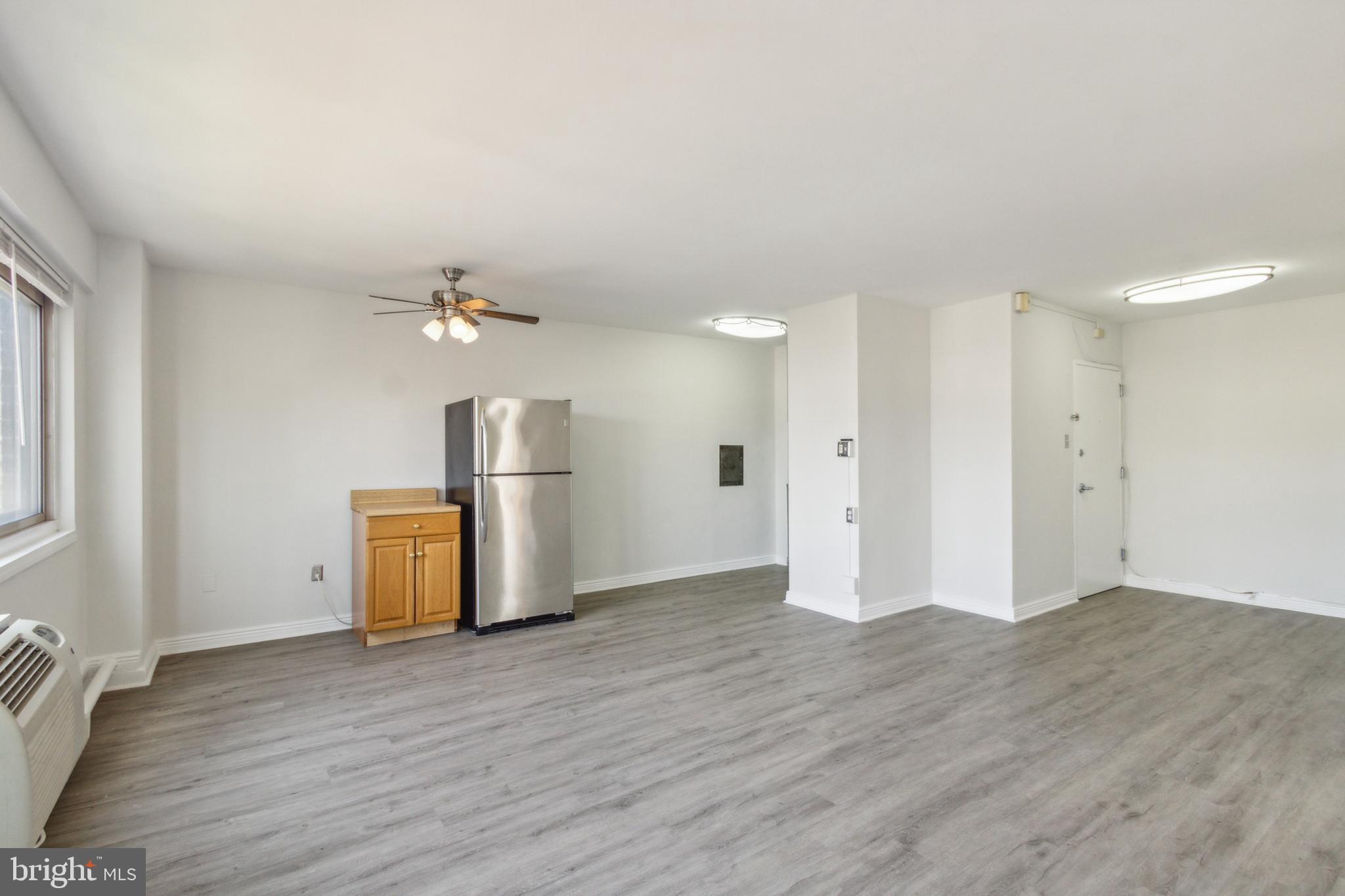 2101 Chestnut Street, Unit 1015 Philadelphia, PA 19103 - Photo 5 of 17