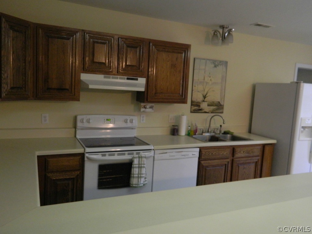 21816 Cabin Point Road Disputanta, VA 23842 - Photo 9 of 20 Gallery Image 9